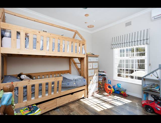 4 BEDROOM FREEHOLD FOR SALE IN RONDEBOSCH PARK ESTATE